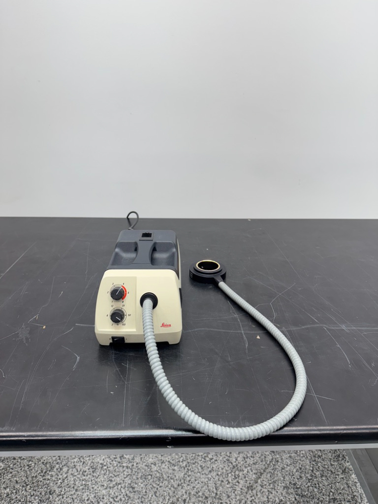 Image of Leica CLS 150 Microscope Cold Light Source